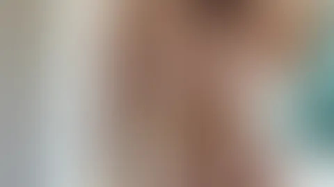 Schöne Dessous machen dich schwach… und ich weiß das genau 😏 Sobald ich etwas Elegantes und Teures anziehe, verwandelst du dich in ein jämmerliches, sabberndes Häufchen Elend. Du kannst nicht mehr kl