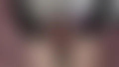 Über 5Min Selbstbefriedigung!😈 Ich trag einen Lack Bikini und meine samt High Heels (Overknees) Ich machs mir schön mit einem Vibrator der sich mega geil anfühlt an meinem Kitzler🤤 Ich bin komplett