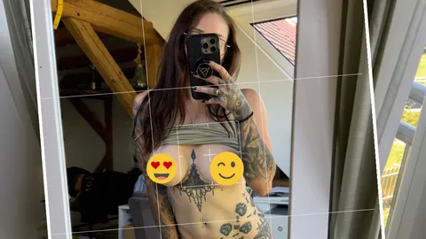 Ganz privat blank gestrippt 👀 nur kurz online