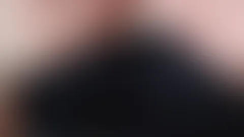 Userwunsch: Ich zeige dir meine BH's und kneten meine Titten für dich.