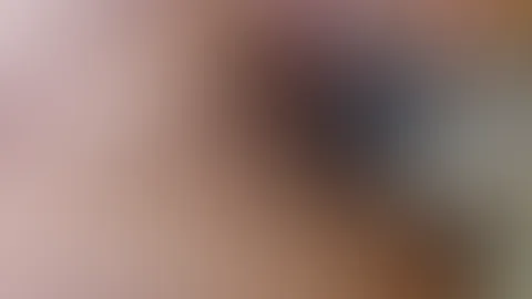 Neuen Dildo ausprobiert