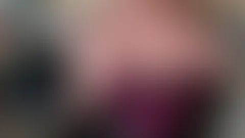 Hallo, heute Body-Tag😍. Magst du ihn mir runter reißen und mich geil nehmen❓💦 Dann komm doch in meine Cam🎥 oder Videocall 📞bis 16 Uhr heute. Freue mich auf dich 🍆❤️