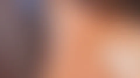 Wie schön er meine Brüste mit Sonnenöl einreibt 🔥