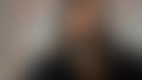 Hey ihr Lieben (: heute war turbulent. Da hat doch ernsthaft jemand diese kleine süße Maus gescamt und mich zu einem Apartment kommen lassen wo ich Ken zutritt zu hatte 😅