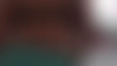 Hallo mein süßer Spanner ich bin deine Stiefmutter