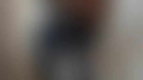 Wer ist heute mein braver Junge? 😈💕 Sei sehr brav — kriegst Belohnung. Sei perfekt — ich entscheide, wie ich dich verwöhne 👅 Schreib ins DM „ICH BIN DEIN BRAVER JUNGE“ — und beweis, dass du heute m