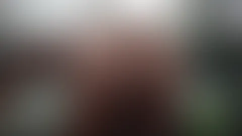 GRATIS für FEED-ABONENTEN. Nackt die Badewanne putzen Teil 1