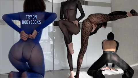 Außerirdisches schlankes Mädchen probiert einen Bodystocking an | Eng, glänzend & schmiegt sich an kleine, zarte Kurven #DOM #Femdom #Po #PoSüchtig #Cameltoe #Reiben #Trockenreiben #Nacktheit #Nackt #