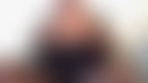 ICH BINDE MEINE XXL NIPPEL AB! Ich binde mir meine riesigen Nippel an und ziehe ordentlich dran! Das fühlt sich schon verdammt gut an, aber der Dildo in meiner gierigen Milf F***e fühlt sich noch bess