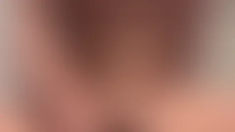 Auf der Toilette sitzend mit Dildo in mir