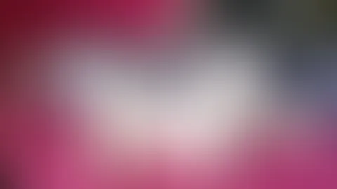 Sexy SB video in rosa spitzen Höschen mit meinem Lieblingsspielzeug meine M****i verwöhnen. Gratis für dich im Feed.