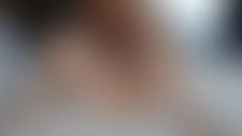 Hier das erste Video aus meiner Serie "Ungarische Sexgeschichten". 💋💋 Er hat mich aufs Bett gelegt und meinen Kopf nach unten gedrückt um seinen harten S*****z in meinen Mund zu schieben und mich du