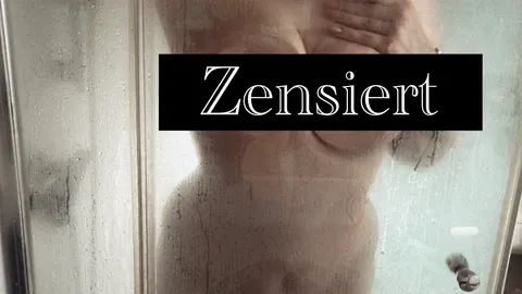 Duschkabine.