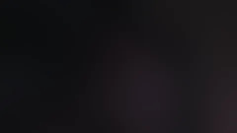 🖤 Die Hände bleiben über der Decke… oder vielleicht doch nicht? 😏 ?