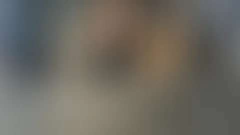Was würde ich heute geben für eine Ganzkörpermassage😮‍💨 Mein ganzer Körper brauch unbedingt eine tiefe Massage. Kannst du gut massieren?