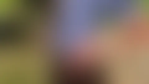 Viviens Landleben ist schon ein echt heißes Mädel - bewegt sich vor der Kamera einfach traumhaft schön - oder was meint ihr? wollt ihr videos mit mehr nackter Haut sehen?