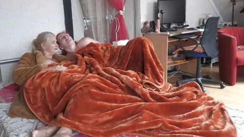 Kuscheln mit meiner Freundin