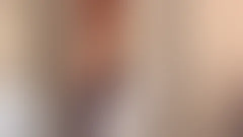 Leg deine Hände auf den Tisch