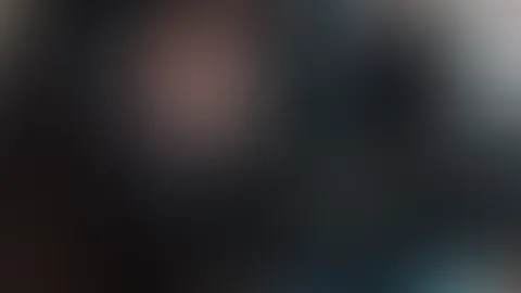 hardcore gef**kt mit Strapon Laufzeit 6.25 min.