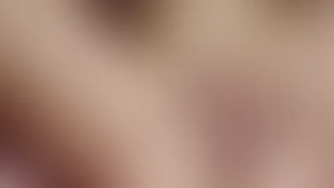 Komm und spiel mit meiner kleinen m****i đ„”đ