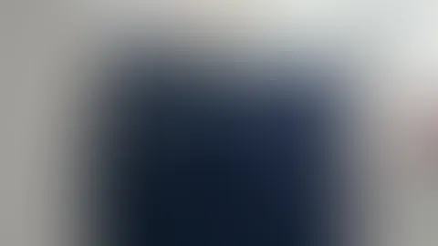 Diese Outfit hält Leute vom Scrollen ab 👀
