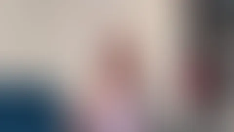 Sexy Dessous, High-Heels dann Eingeölt und ein geiler Ritt auf dem Dildo!!!!