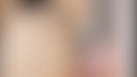 Selbst gequält mit Nippelklammern 😩