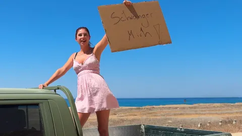 SCHWÄNGER MICH PUBLIC!