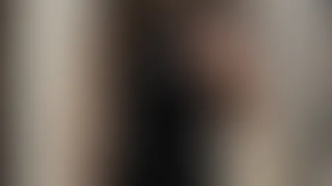 Heute stapeln sich die Aufgaben und ein paar wichtige Meetings… 😅 Wünscht mir Glück, ihr Lieben, dass alles glatt, leicht und mit schönen Ergebnissen läuft 😏✨ Drücke die Daumen für mich und für euch