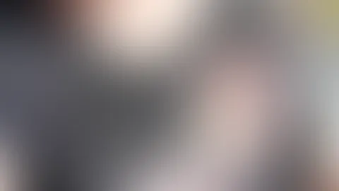 Brauche noch jemand, der mir meine dicken boobies eincremt 😜
