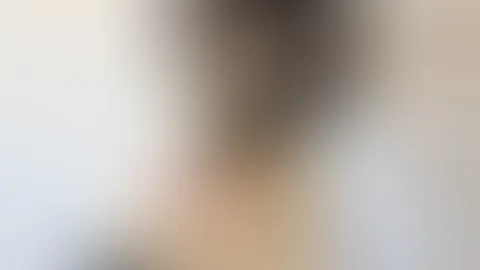 Nur du darfst dir einen Blick unter meinen Rock erlauben 😉🫣