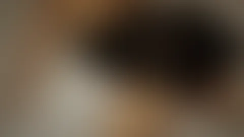 Ein hauch von nichts auf meinem Körper und trozdem kannst du alles sehen. Wirst du geil dabei?