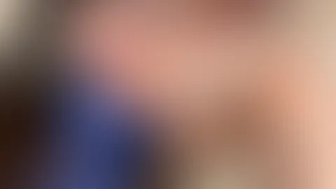 Schönen guten Morgen… Ich bin auch schon wach und gleich in der livecam , falls jemand noch was los werden möchte 😘☝🏼