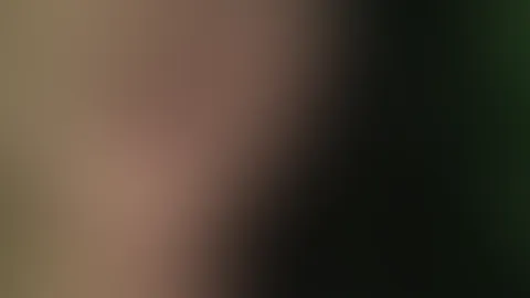 Gelutscht, Gef**kt, Voll gespritzt!!! Hab meinen fuckbuddy gefragt ob ich zu Ostern mal Eier bei ihm suchen darf đ hab sie gefunden und ihm schön den S*****z gelutscht bis er mich hart im stehen von