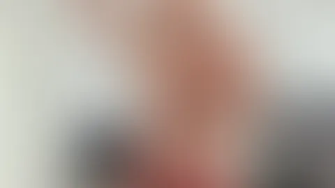Stehst du auf rote Dessous? 😉