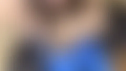 Wie gefalle ich euch in blau? đ