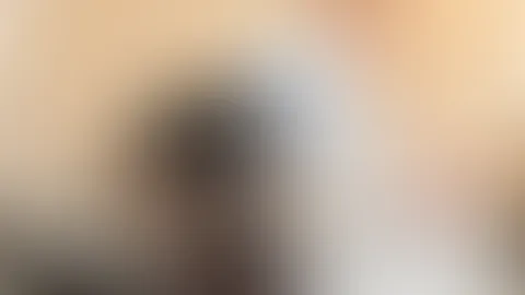 Du bist zu spät zur Arbeit gekommen. Deine Chefin ist sauer! Welche Strafe wählst du?