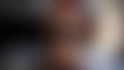 Guten Morgen… ☀️ Ich hoffe, du bist bereit für einen Tag voller schöner Gedanken — denn ich starte schon mal mit einem Blick, der nur für dich bestimmt ist 😏🖤 Komm näher und versüß mir den Morgen ei
