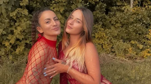 Gestört beim geilen Lesben - F**k ,( mit Slipschitte)