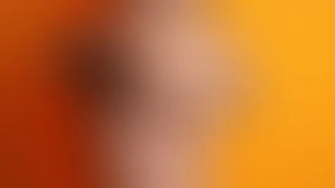 Darf ich mein Shirt für dich ausziehen? 😜🥰 mir ist irgendwie heiß 🔥