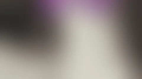 😈