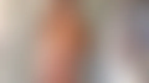 Hey du. :)   Ich war gerade auf den Weg in die Dusche, aber alleine ist das langweilig, also hab ich mir meine Kamera geschnappt, damit du dabei zusehen kannst, wie ich meine heißen Kurven schön einse