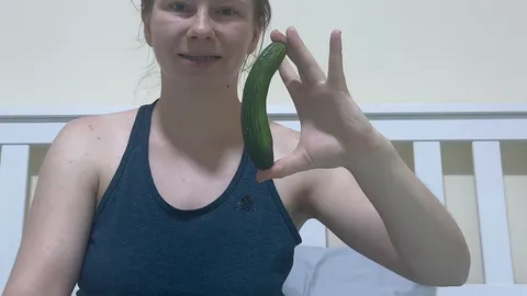Kleine krumme Gurke gef**kt