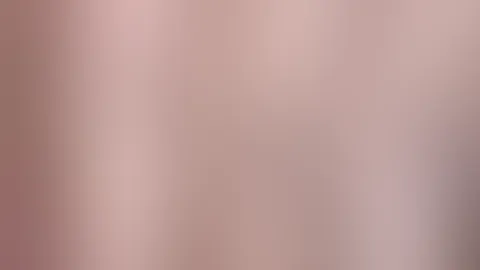 Ich konnte es nicht lassen und musste direkt meine dicke frisch rasierten BBW P***y bespielen ...