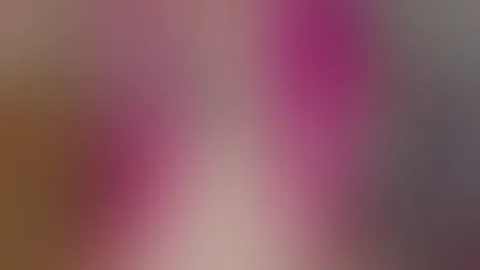 Bisschen mit meinen Titten spielen đ