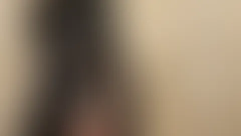 So sieht man den Plug in meiner Arschf***e noch besser ♥️😜(Clip 35sek)