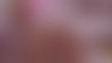 Könntest du dich konzentrieren, wenn ich so in deiner Wohnung herumlaufen würde? 😏😝