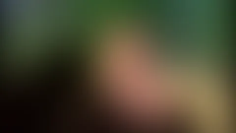 Nach dem Kino besuch im Parkhaus gef**kt und alles in meine P***y gespritzt