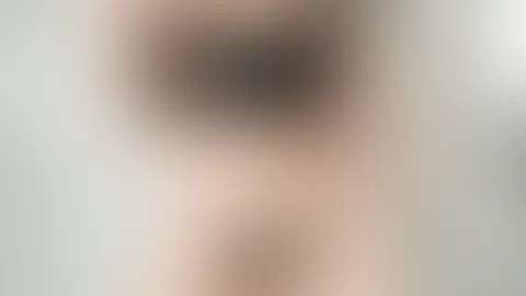 Du bist definitiv nicht langweilig⊠das merkt man sofort đ