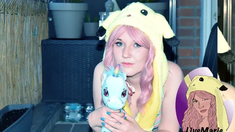 Süße verspielte aber trotzdem geile Bilder